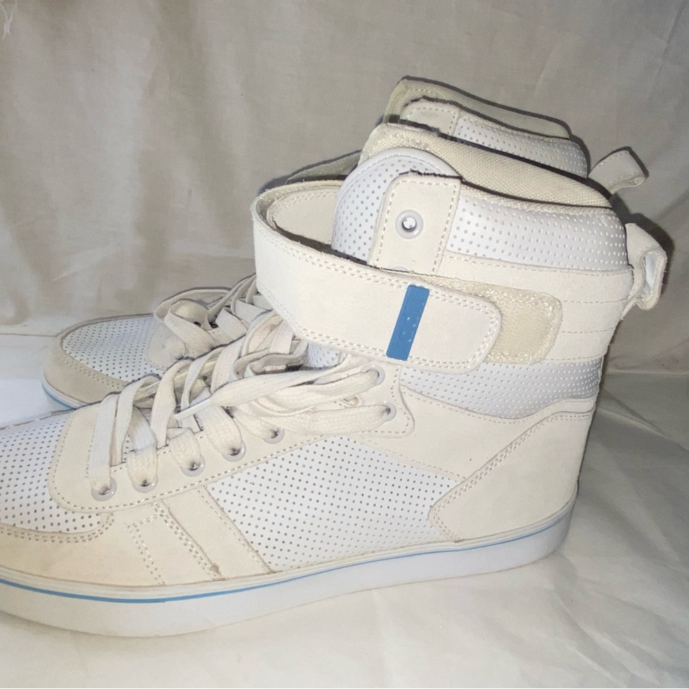 RADII White High-Top Sneakers with Blue Accent SIZE 11